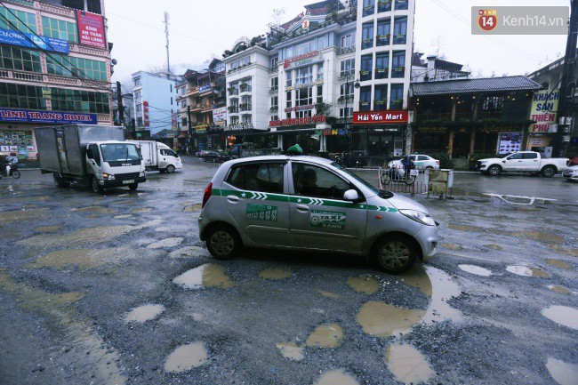 Những con đường xuống cấp trầm trọng giữa thiên đường du lịch Sa Pa